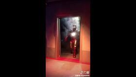 抖音最热门瓜,揭秘最热瓜背后的真相与争议
