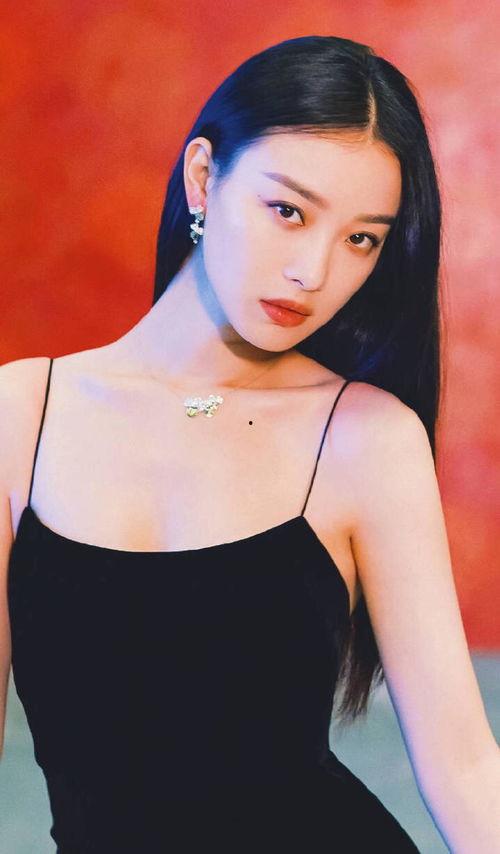 女明星网红壁纸,女明星壁纸中的时尚魅力瞬间