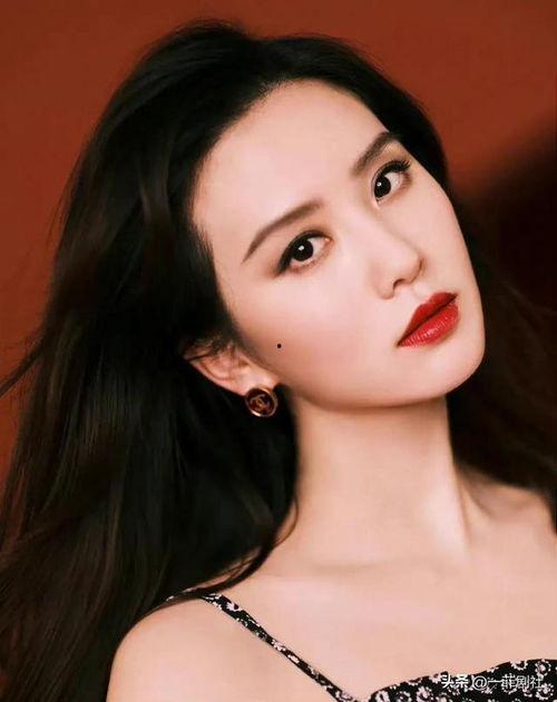 女明星爆料吃瓜视频,吃瓜视频背后的惊人真相