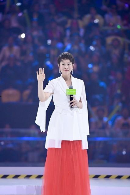 美女记者吃瓜爆料,娱乐圈吃瓜大事件