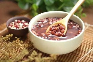 黑瓜是给黑豆兵吃的吗,黑豆兵的神秘美食来源揭秘