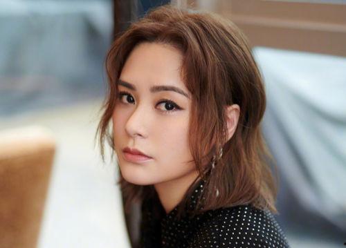 热门吃瓜女明星,揭秘热门吃瓜女明星背后的故事