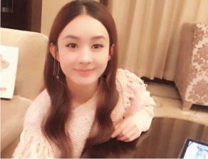 明星网红直播女,明星网红引领潮流新风尚