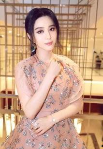 明星网红吃冰块,明星网红们的冰块大作战