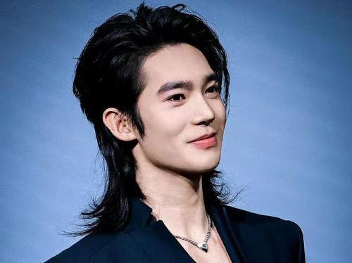 混血男明星网红,揭秘网红男明星的混血基因与独特风采