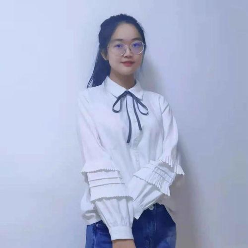 明星网红即兴评述,展现魅力与智慧的风采